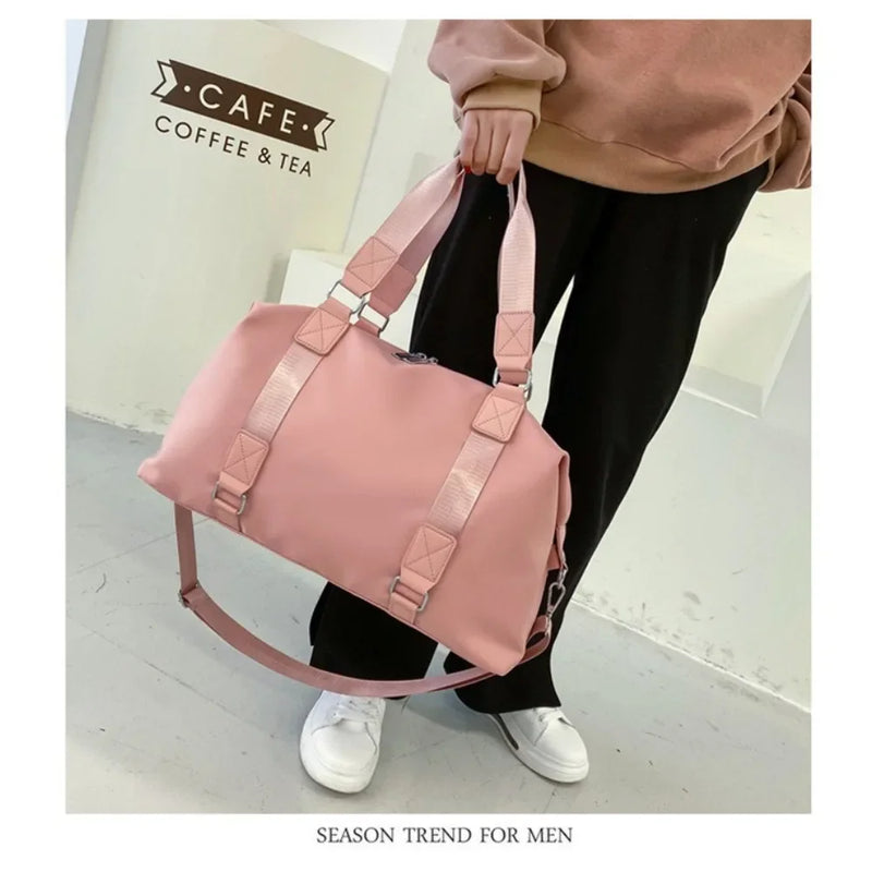 Stylish Sport Duffle with Wet-Dry Pockets Bag